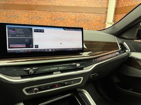 New 2026 BMW X6 xDrive40i image 17