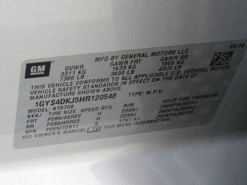 Used 2017 Cadillac Escalade Platinum image 17