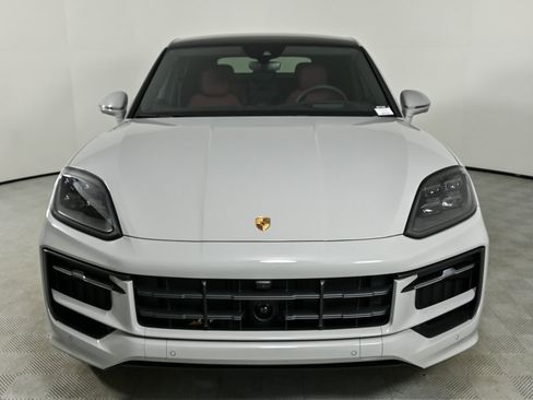 New 2026 Porsche Cayenne S image 37