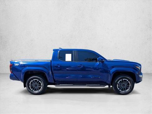 Used 2024 Toyota Tacoma TRD Sport image 4