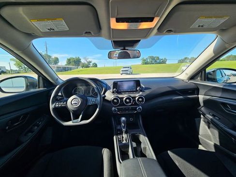 Used 2025 Nissan Sentra S FWD image 12