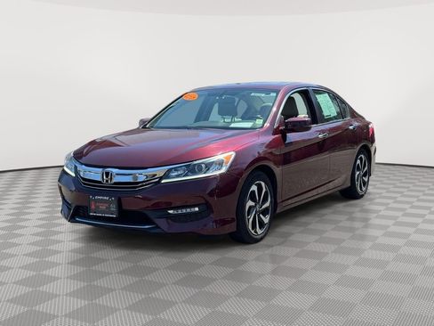 Used 2017 Honda Accord EX-L image 2