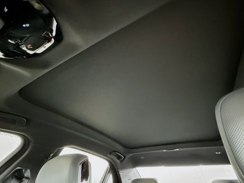 Used 2026 BMW i7 xDrive60 image 23