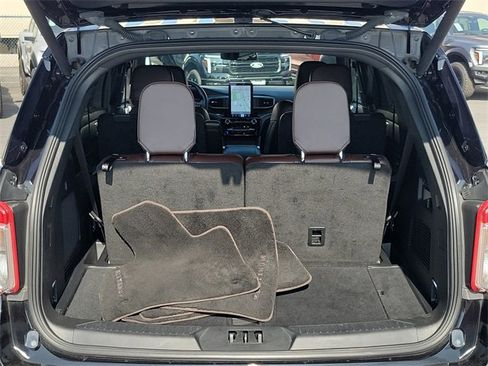 Certified 2023 Ford Explorer Platinum w/ Technology Package image 24