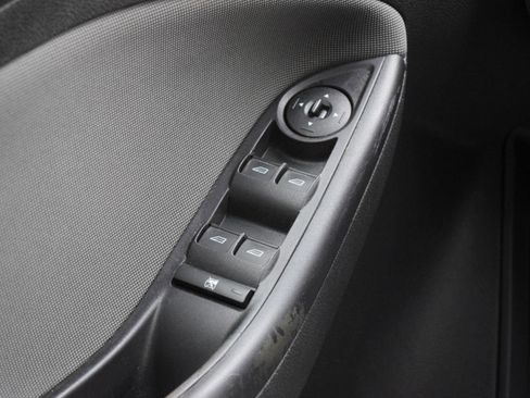 Used 2013 Ford Focus SE image 18