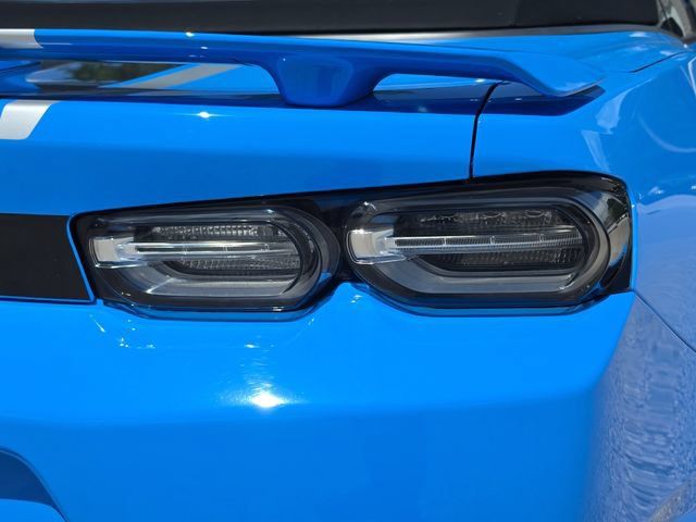Used 2023 Chevrolet Camaro LT RWD image 9