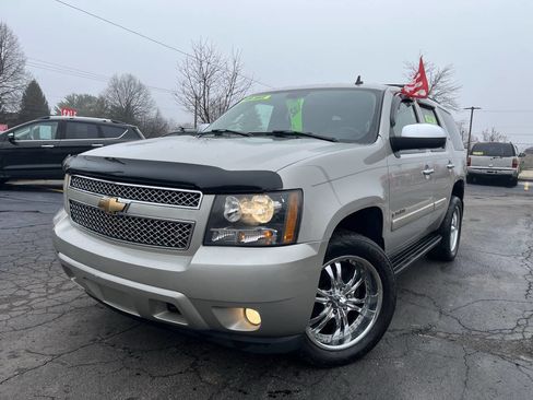 Used 2007 Chevrolet Tahoe LTZ w/ LTZ Preferred Equipment Group image 2