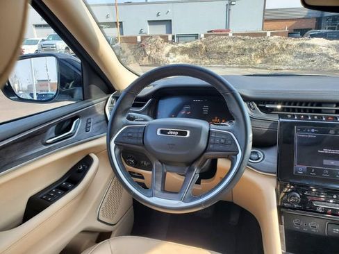 Used 2021 Jeep Grand Cherokee L Limited image 8