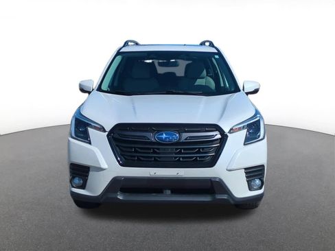 Used 2022 Subaru Forester Limited image 9