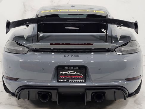 Used 2023 Porsche 718 Cayman GT4 RS w/ Weissach Package RWD image 12