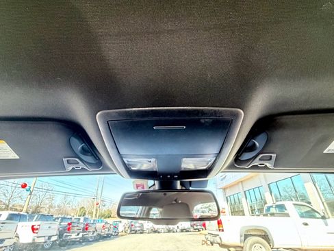 Used 2021 Dodge Challenger GT image 17