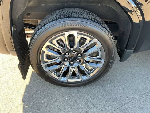 Certified 2024 GMC Sierra 1500 Denali Ultimate AWD/4WD image 28
