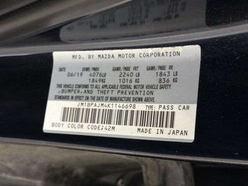 Used 2019 MAZDA MAZDA3 Hatchback FWD image 11