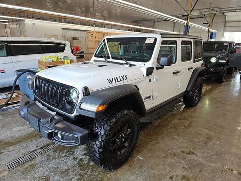 Certified 2025 Jeep Wrangler Unlimited Sport S 4xe AWD/4WD image 1
