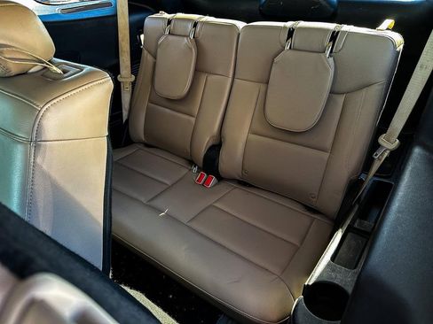 Used 2021 Ford Explorer Limited w/ Equipment Group 301A image 19