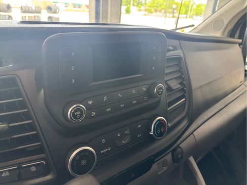 Used 2024 Ford Transit 250 Low Roof w/ Exterior Upgrade Package RWD image 14