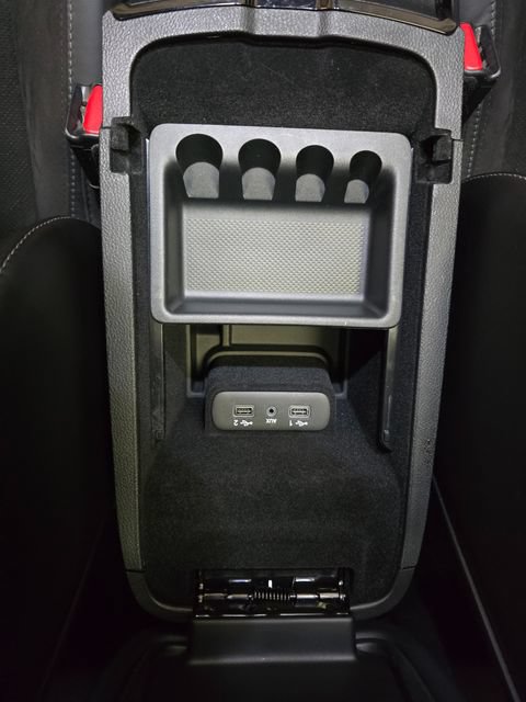 Used 2023 Dodge Charger R/T w/ Plus Group RWD image 27