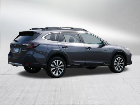 Used 2024 Subaru Outback Limited AWD/4WD image 5