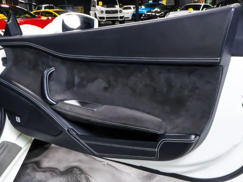 Used 2012 Ferrari 458 Spider RWD image 20