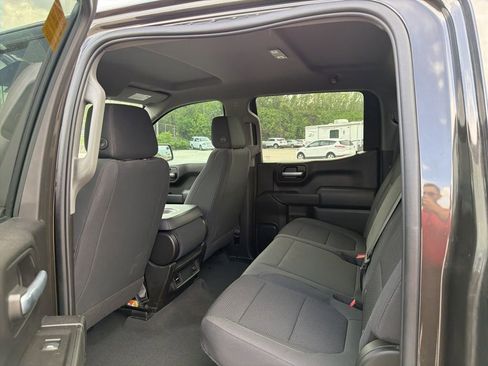Used 2021 Chevrolet Silverado 1500 Custom image 9
