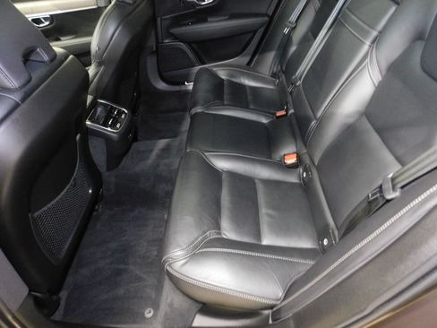 Used 2022 Volvo V90 B6 Cross Country AWD/4WD image 54
