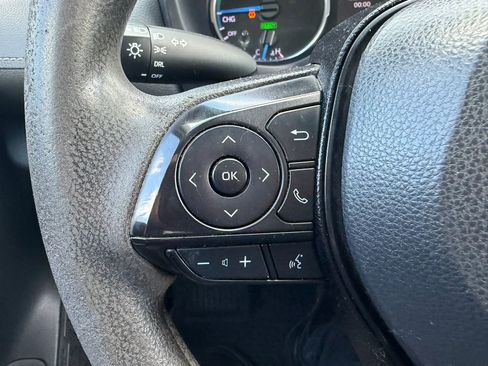 Used 2021 Toyota RAV4 LE AWD/4WD image 13