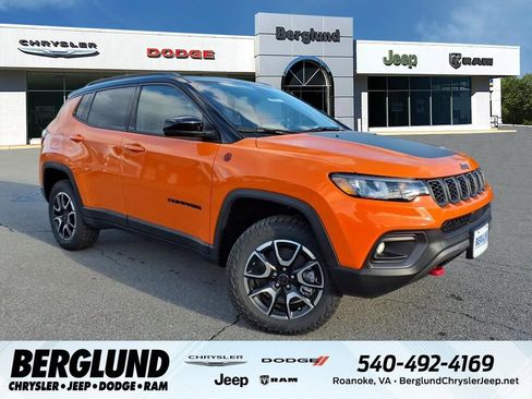 New 2026 Jeep Compass Trailhawk w/ Sun, Sound & Navigation Group image 1