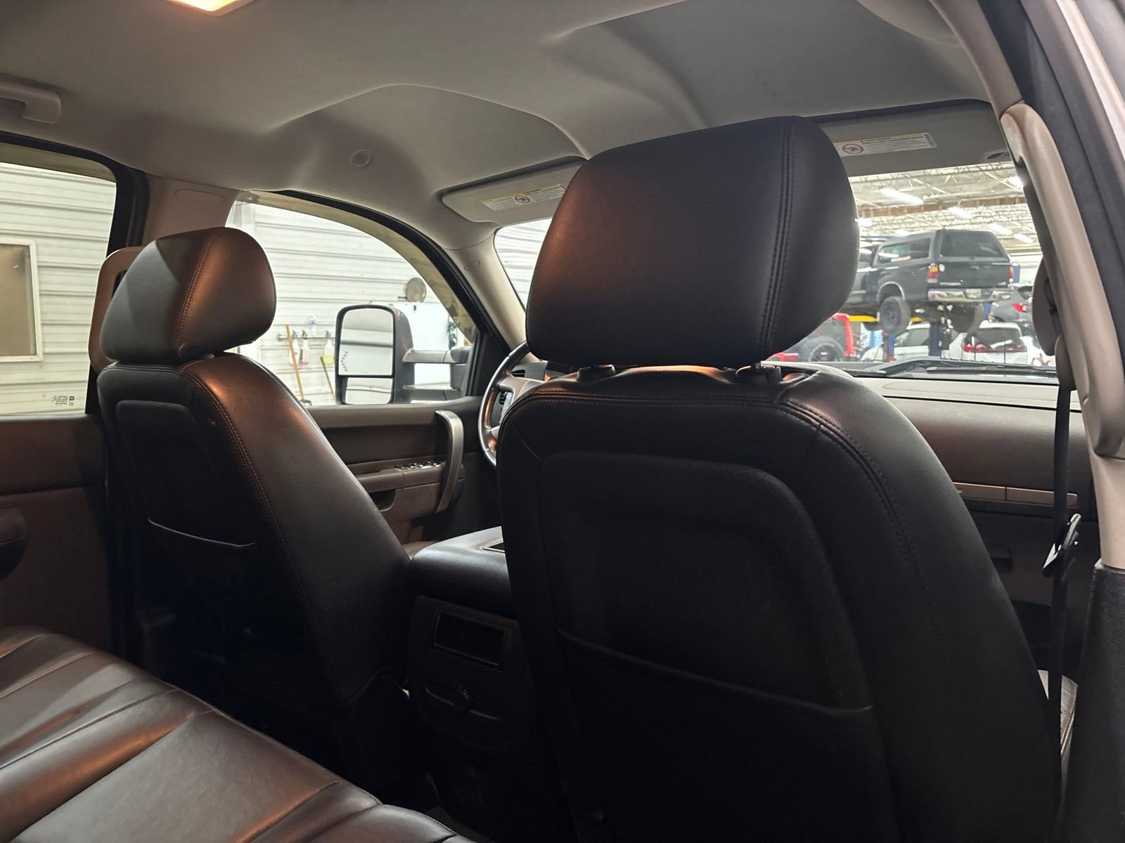 Used 2014 GMC Sierra 2500 SLE w/ SLE Preferred Package AWD/4WD image 31