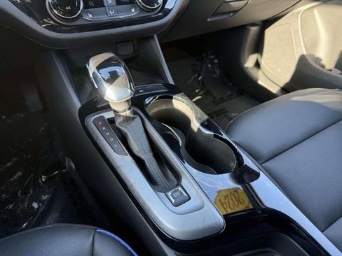 Used 2024 Buick Envista Sport Touring w/ Convenience I Package image 30