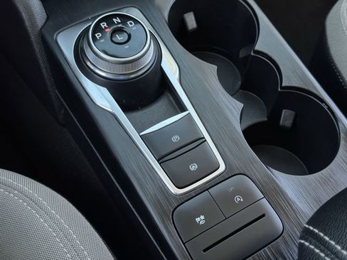 Certified 2022 Ford Escape SE w/ SE Sport Appearance Package image 19