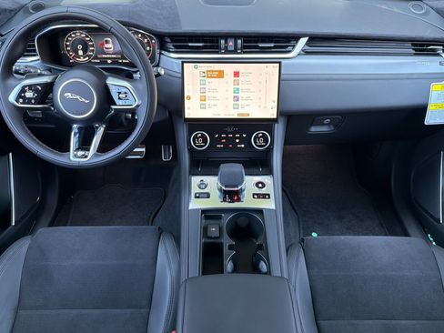New 2026 Jaguar F-PACE SVR 575 Edition AWD/4WD image 15