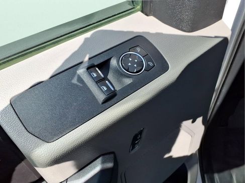 Used 2016 Ford F150 XL w/ Equipment Group 101A Mid RWD image 15