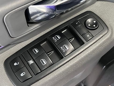 Used 2019 RAM 1500 Classic Warlock image 28