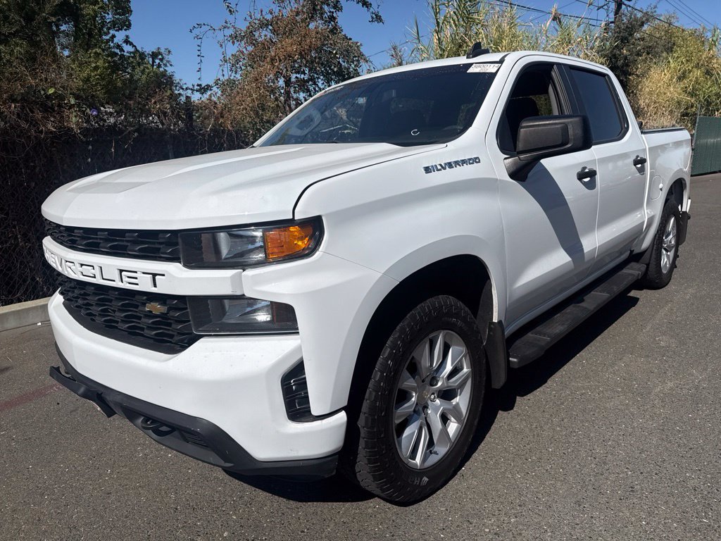 Used 2019 Chevrolet Silverado 1500 Custom w/ Custom Value Package AWD/4WD image 1