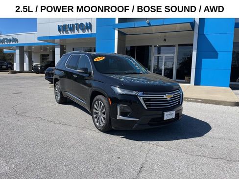 Used 2023 Chevrolet Traverse Premier w/ LPO, Cargo Package image 1
