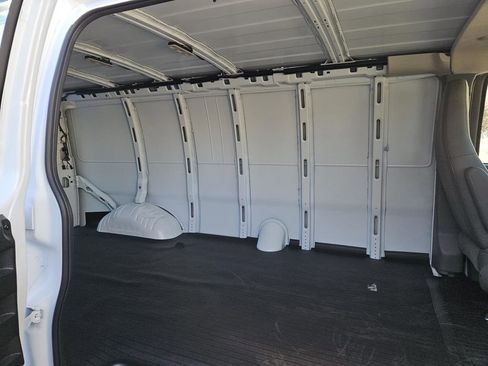 New 2025 Chevrolet Express 3500 Extended w/ Driver Convenience Package image 6