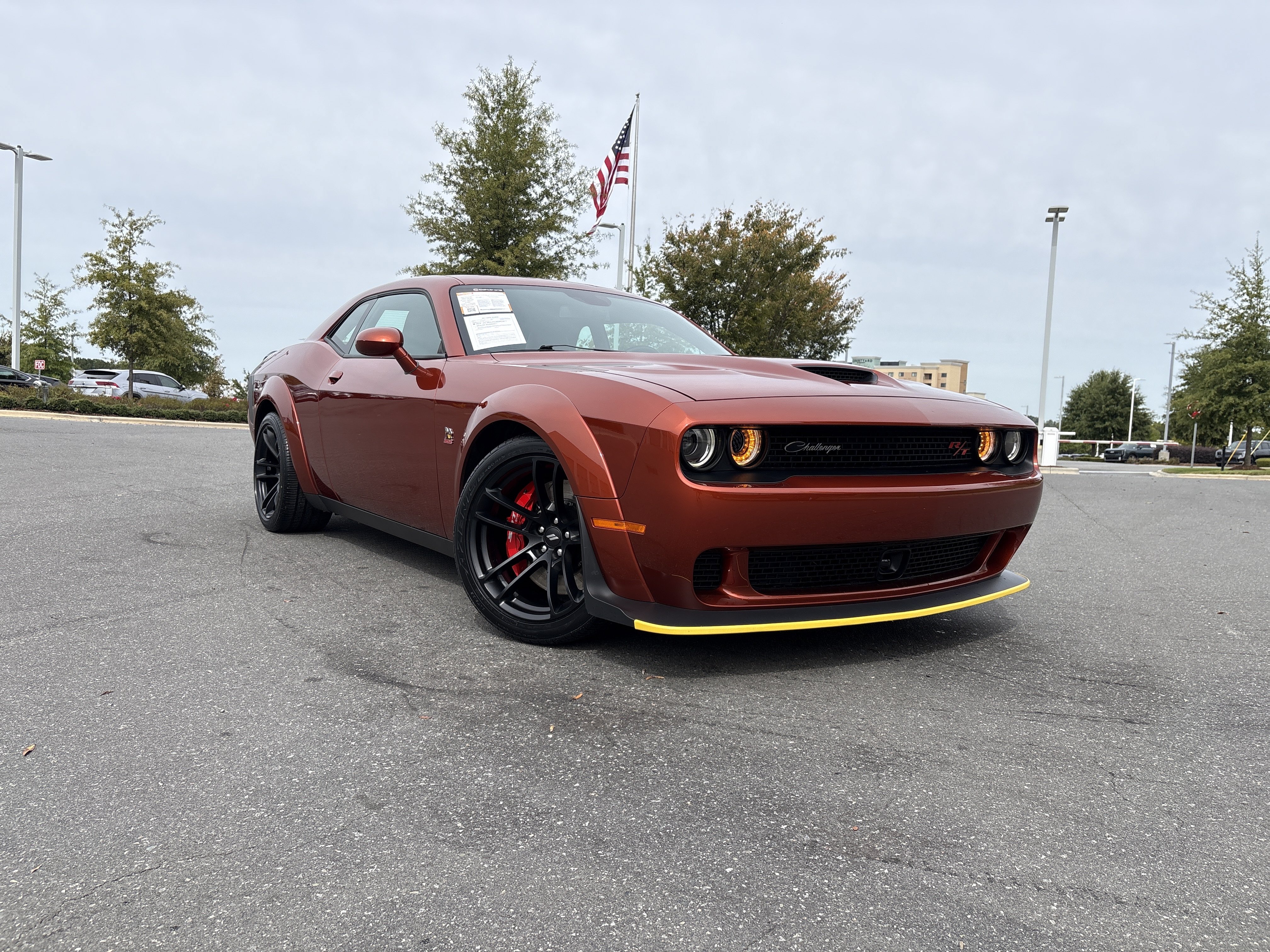 Used 2021 Dodge Challenger R/T Scat Pack RWD image 2