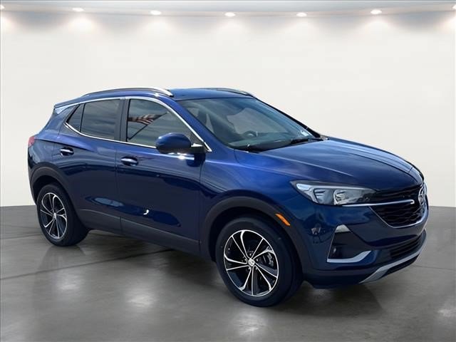 Used 2023 Buick Encore GX Select FWD image 2