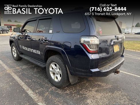Used 2020 Toyota 4Runner SR5 Premium w/ Moonroof Package AWD/4WD image 1