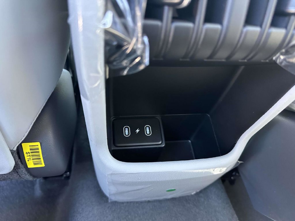 New 2026 Hyundai Kona SEL Premium AWD/4WD image 11