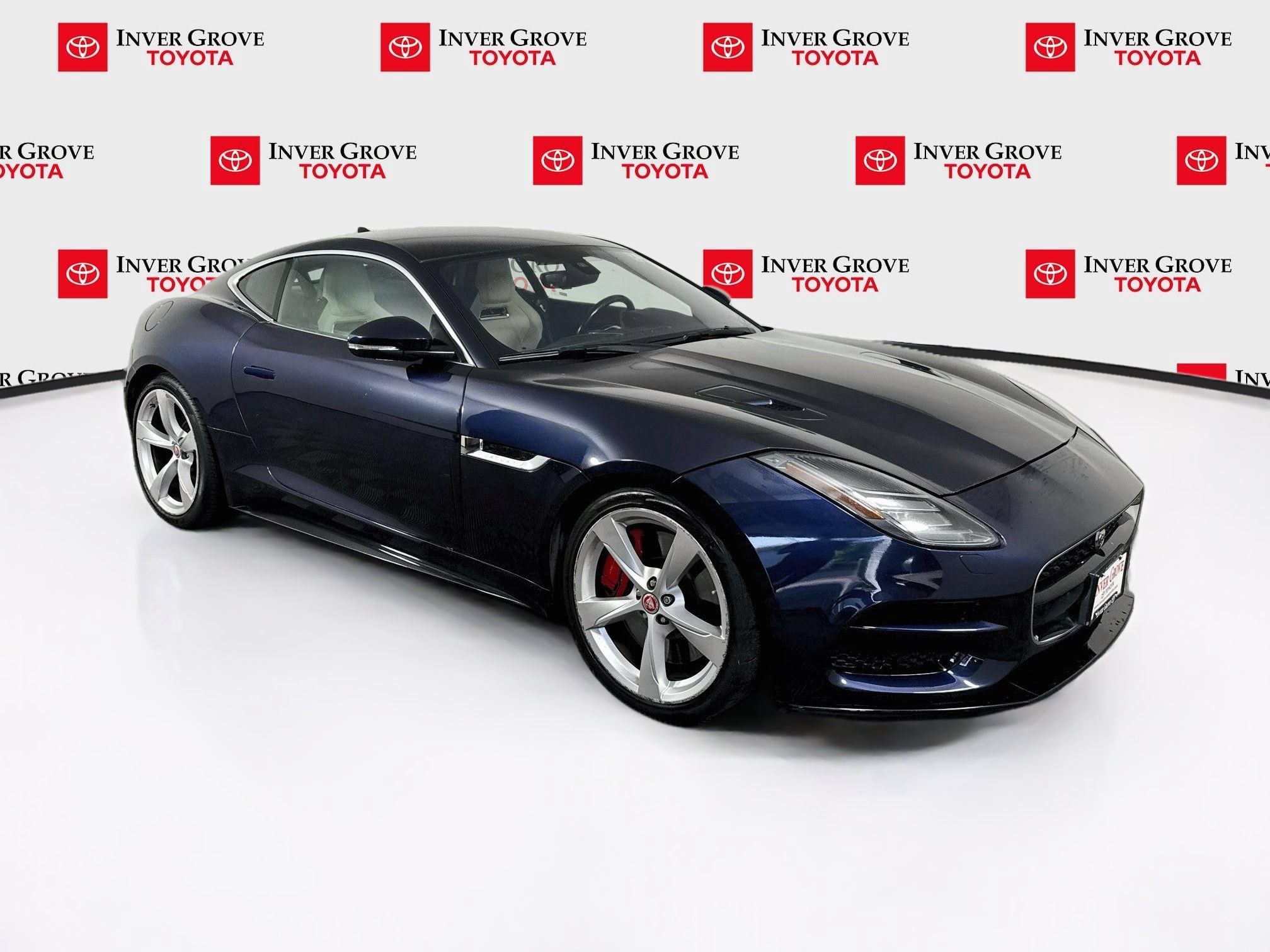Used 2018 Jaguar F-TYPE R AWD/4WD image 2