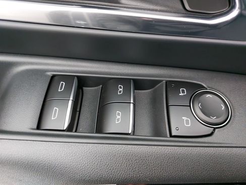 Used 2026 Chevrolet Silverado EV Trail Boss image 29