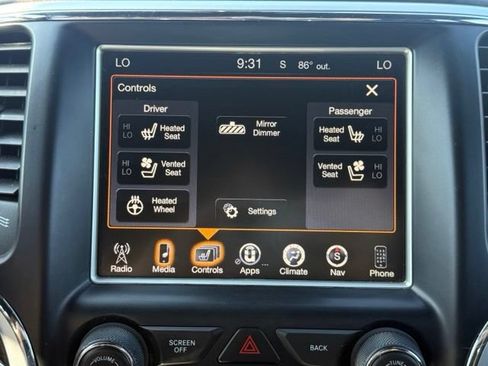 Used 2014 Jeep Grand Cherokee Overland w/ Advanced Technology Group AWD/4WD image 25