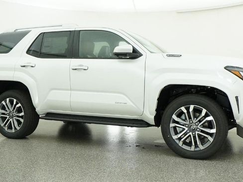 New 2026 Toyota 4Runner Limited image 28