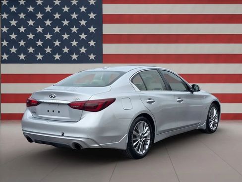Used 2018 INFINITI Q50 Luxe w/ Essential Package (3.0T Luxe) image 7