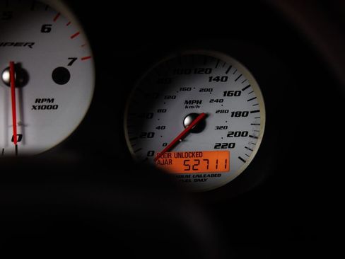 Used 2005 Dodge Viper SRT-10 image 17