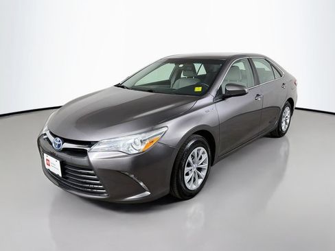Used 2017 Toyota Camry LE FWD image 10