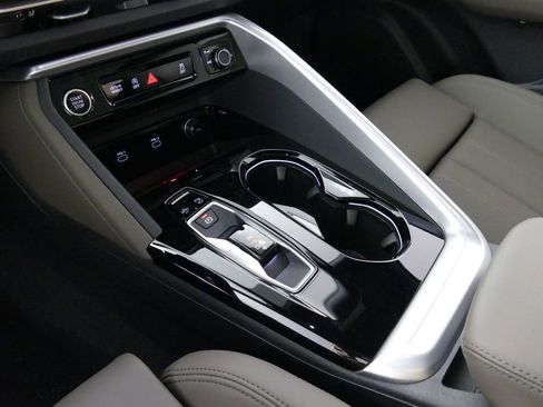 New 2025 Audi Q5 Premium Plus image 11