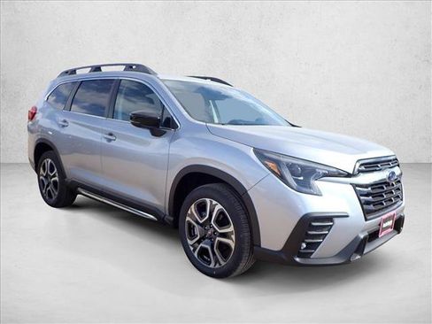 New 2025 Subaru Ascent Limited image 6