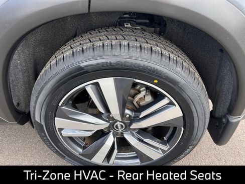 Used 2023 Nissan Rogue Platinum w/ Platinum Premium Package FWD image 13